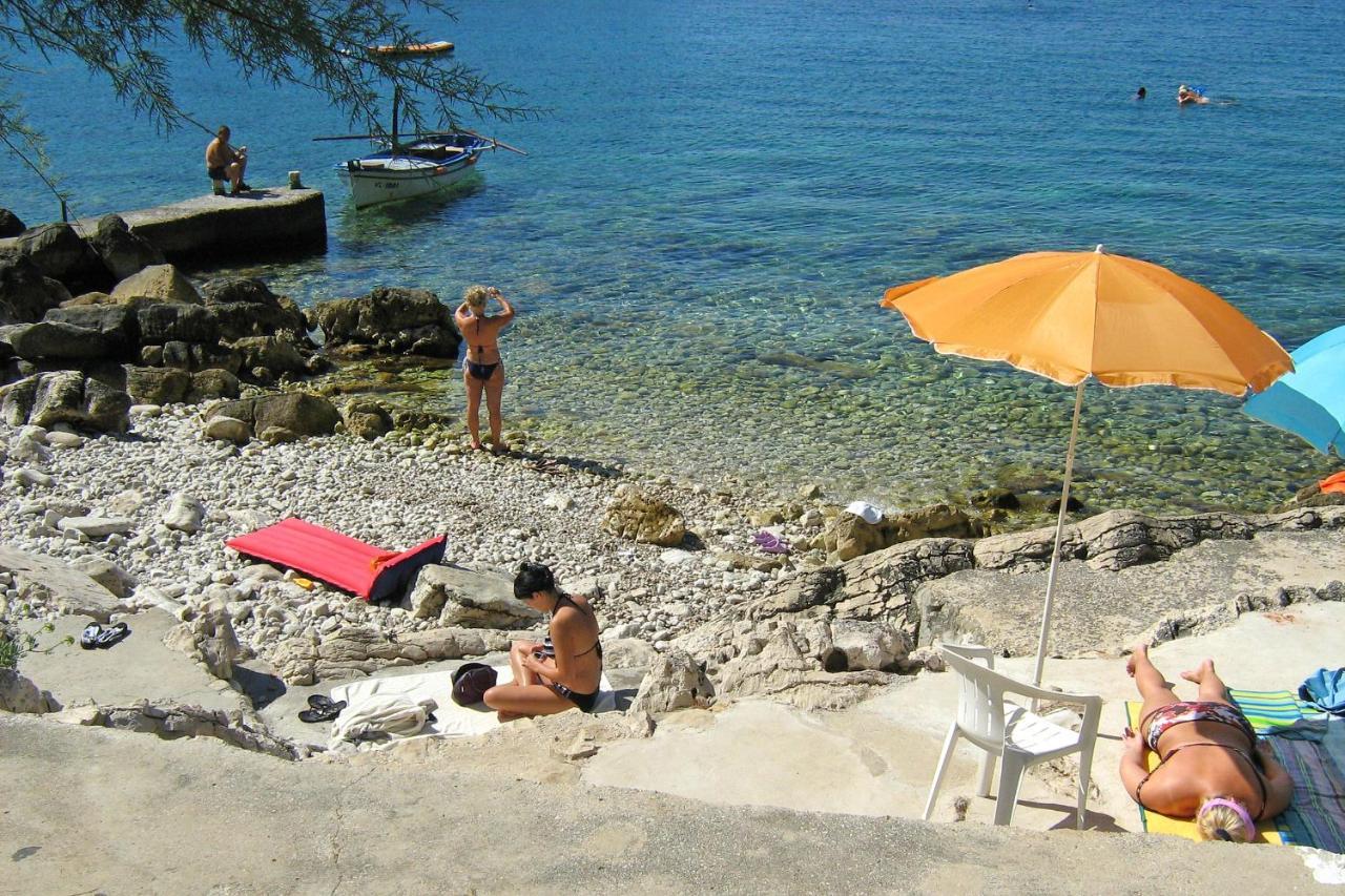 Apartments By The Sea Prizba, Korcula - 4484 ภายนอก รูปภาพ