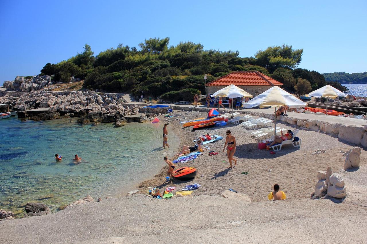 Apartments By The Sea Prizba, Korcula - 4484 ภายนอก รูปภาพ